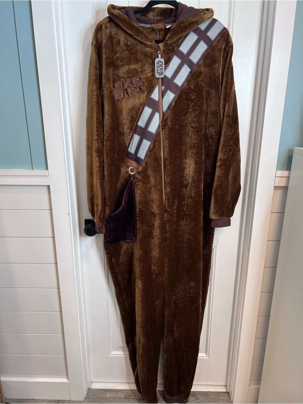 Star Wars Chewbacca Plush Adults Costume Bandolier Accent Onesie. Size XXL. - Picture 2 of 14